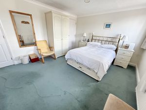 Bedroom- click for photo gallery